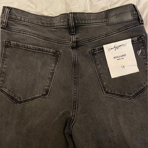 Carly Jean Los Angeles Women's Wide Leg Jeans - Picture 3 of 6